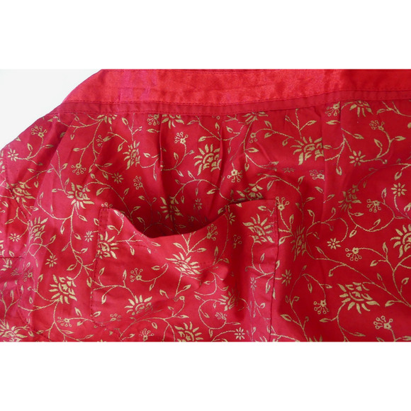 NWT Envogue Holiday Bib Apron Red Gold Flower Pocket Gift Classic - Picture 5 of 6